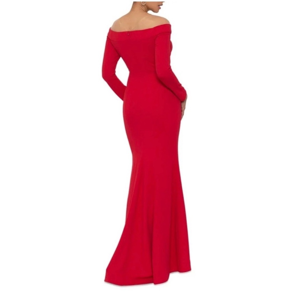 Elegant Red Off-Shoulder Evening Gown - Picture 2 of 6